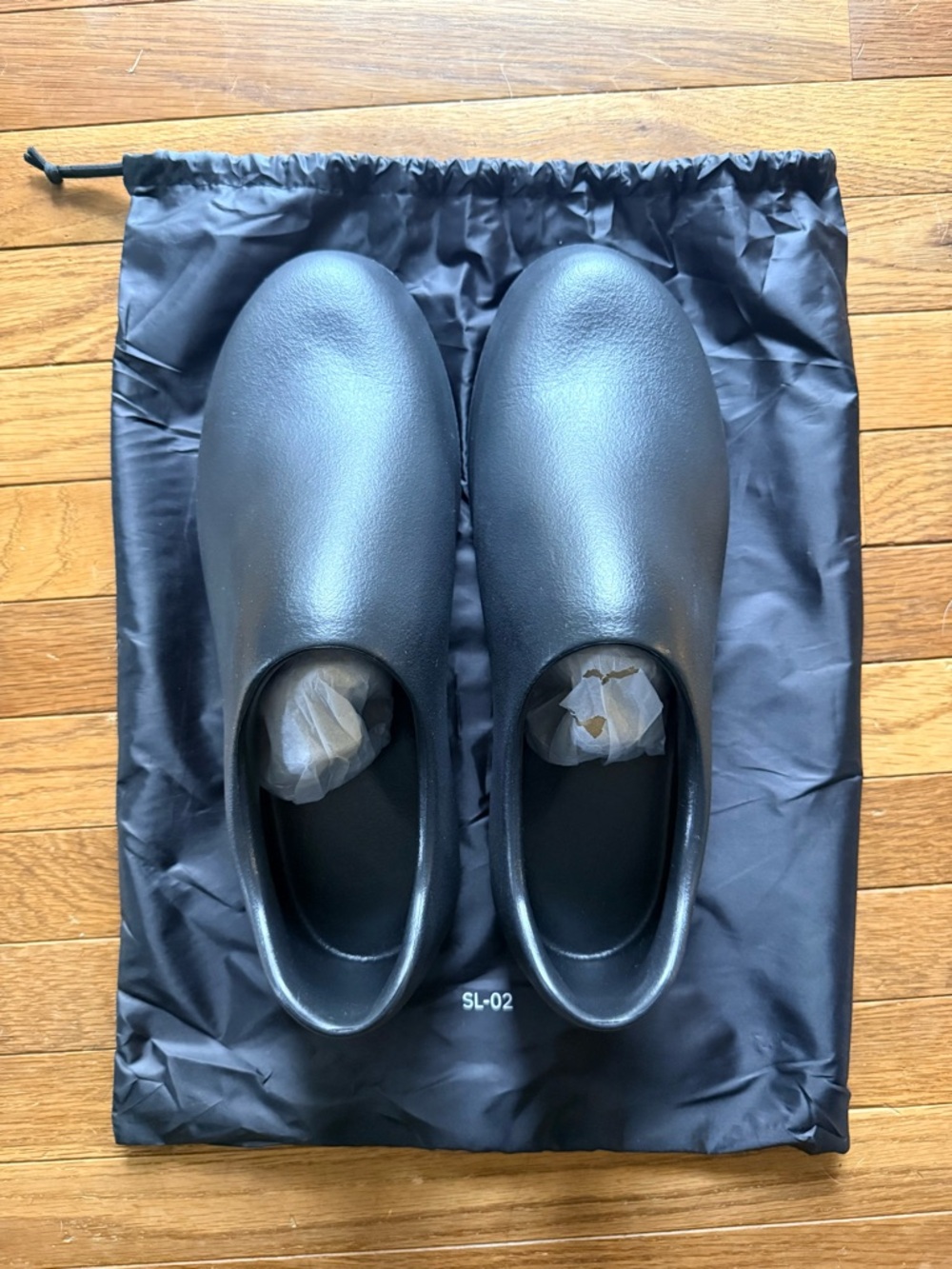 Yeezy YZY SL-02 Shoes Brand New